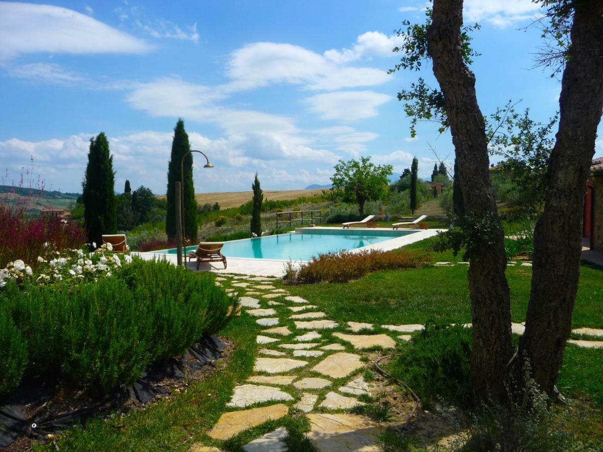 Poggio Ai Gelsi Villa ปีเอนซา ภายนอก รูปภาพ