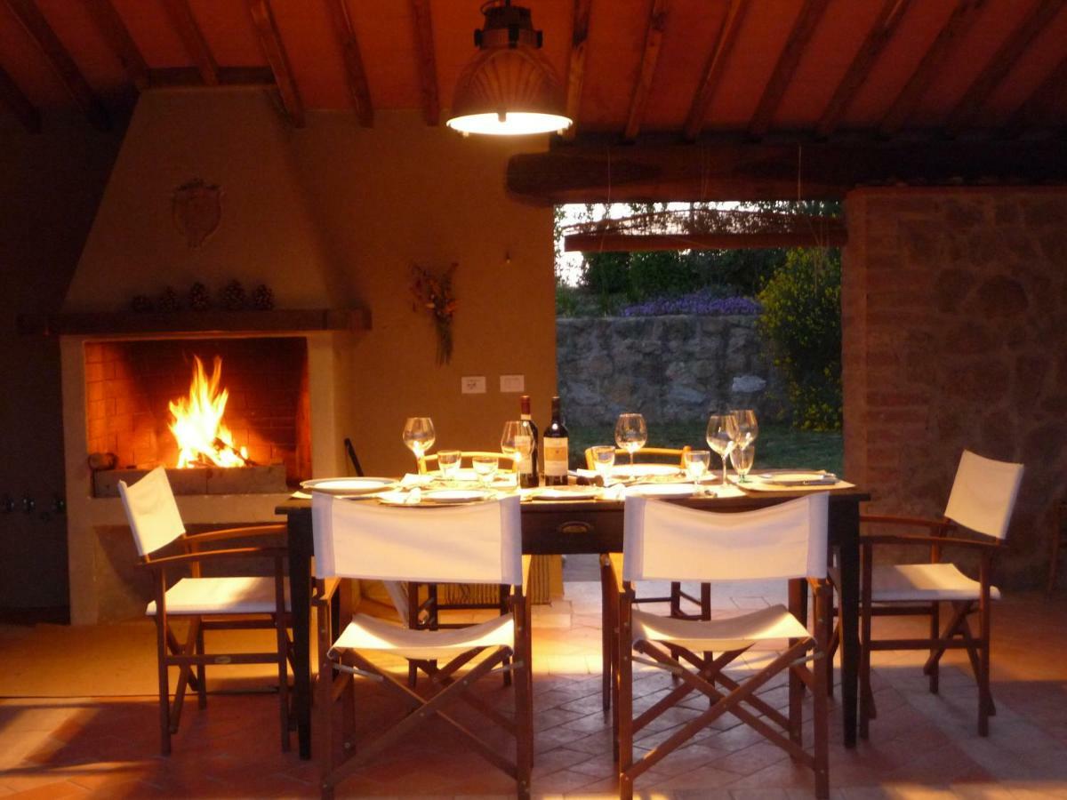 Poggio Ai Gelsi Villa ปีเอนซา ภายนอก รูปภาพ
