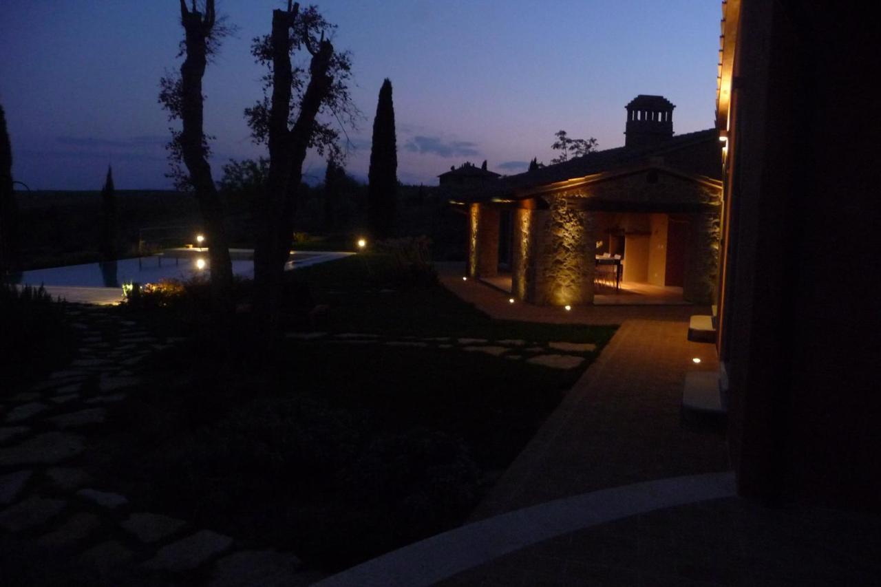 Poggio Ai Gelsi Villa ปีเอนซา ภายนอก รูปภาพ
