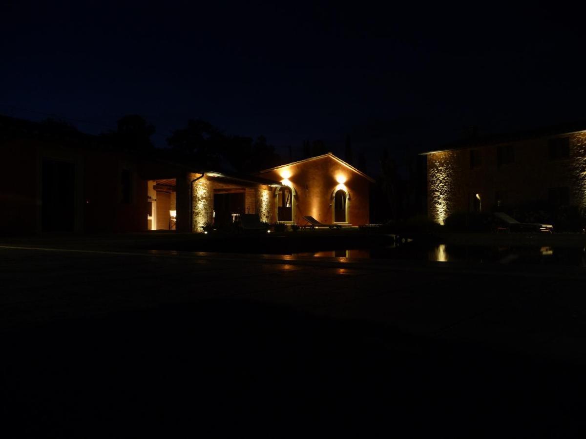 Poggio Ai Gelsi Villa ปีเอนซา ภายนอก รูปภาพ